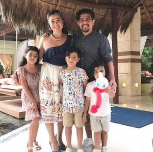 Meet your Posher, Elena